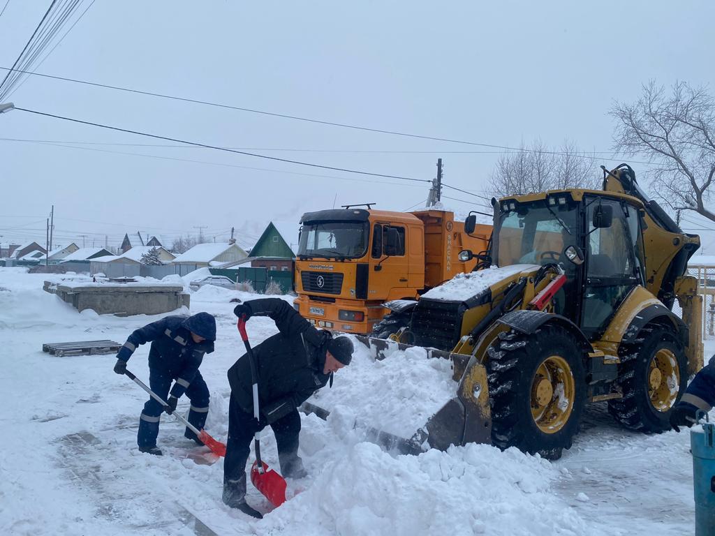 Уборка и вывоз снега в Омске